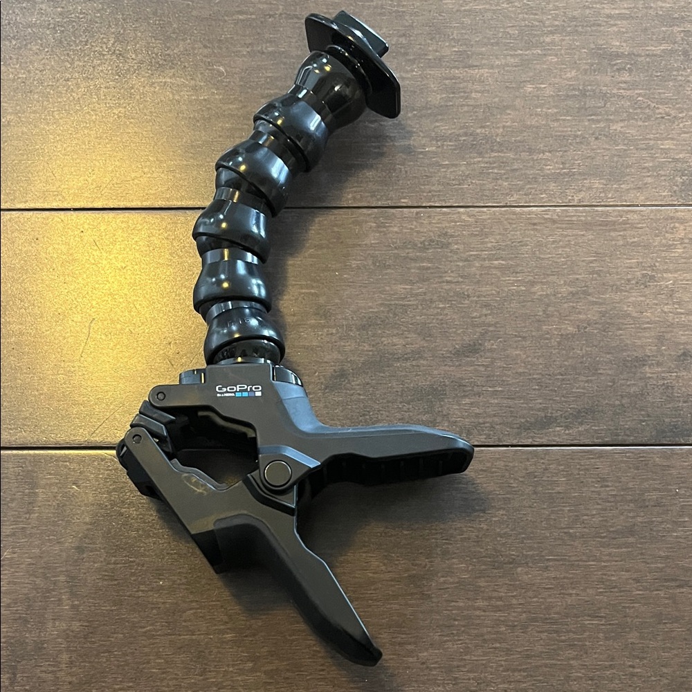 GoPro Black Adjustable Clamp Mount - Picture 2 of 6